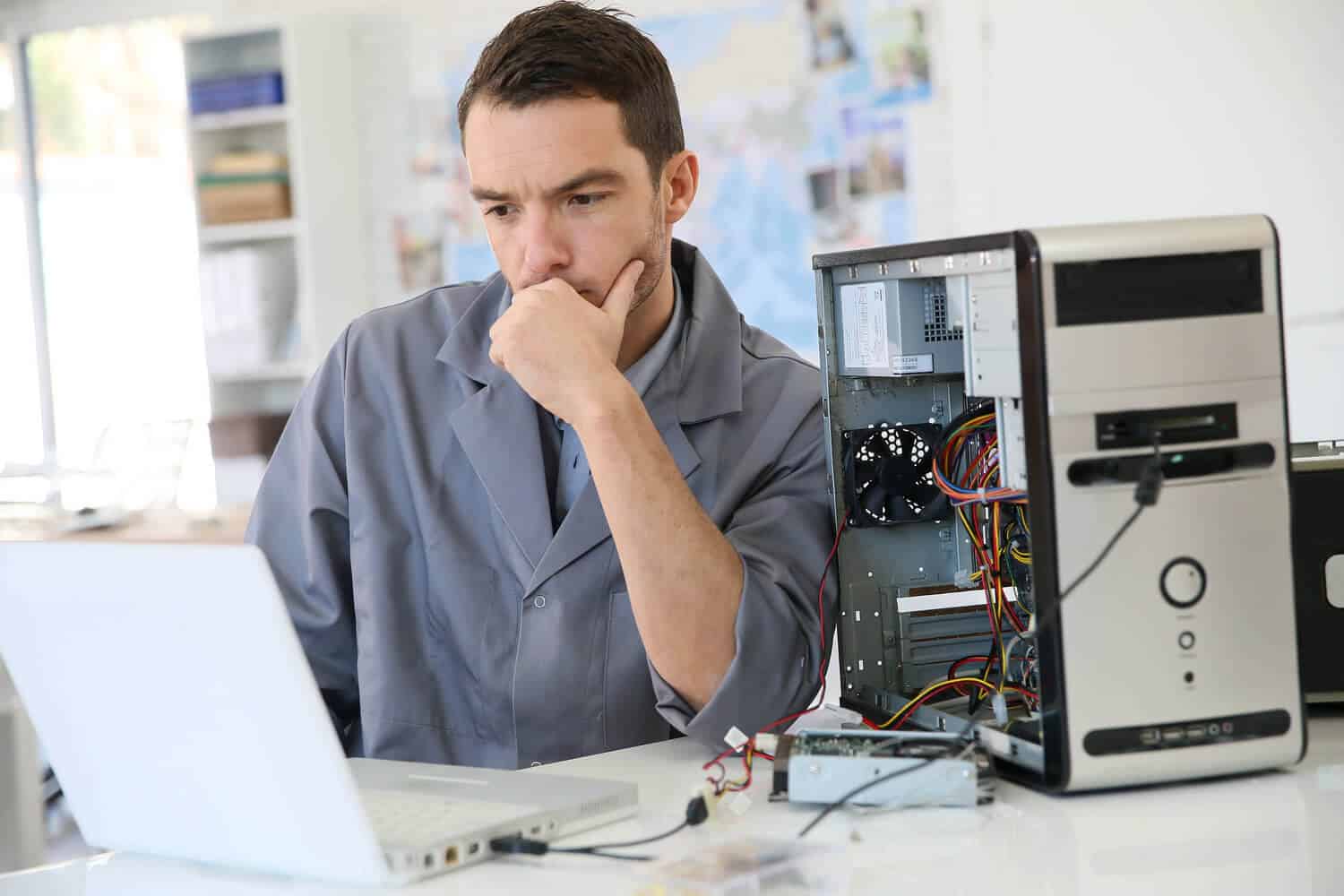 Hire An IT Support Expert
