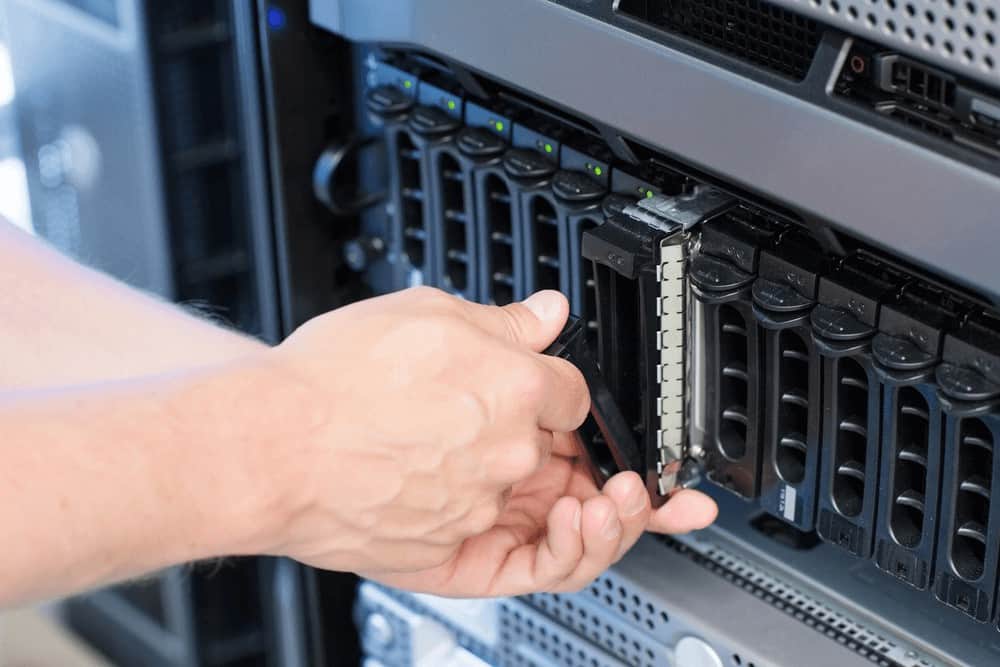 3 Perks Of Working With IT Companies